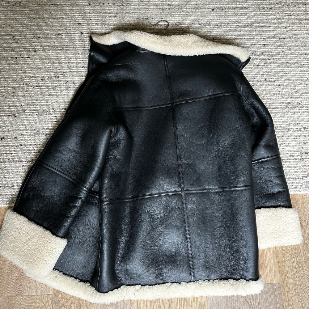 Toteme Menfi shearling coat - Picture 6 of 6